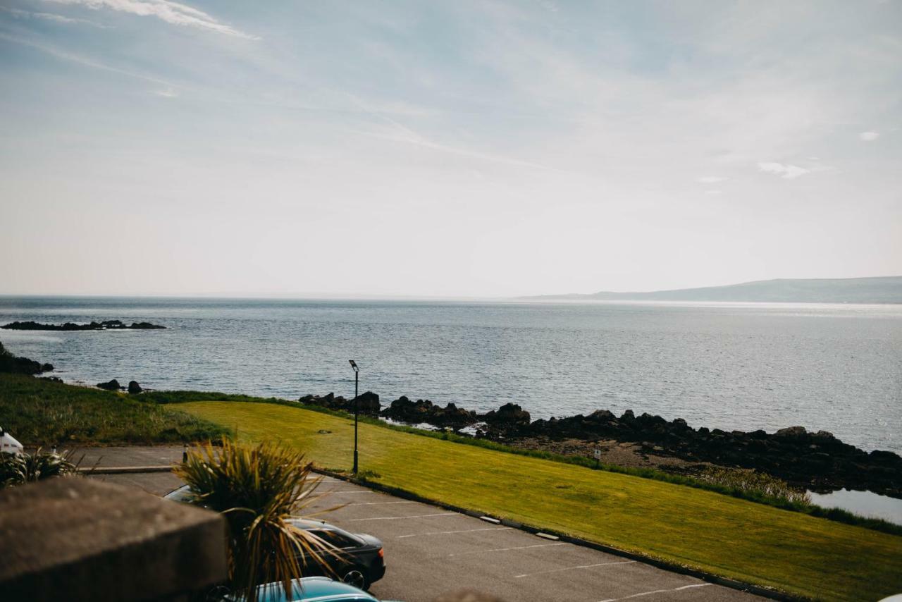 The Castle Inn Restaurant Greencastle  Exterior foto